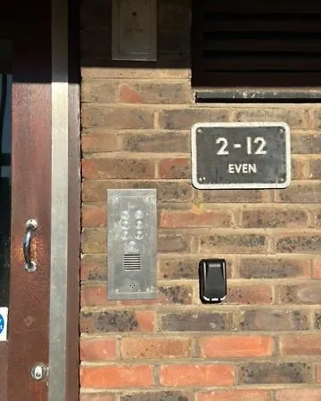 Lovely One Bedroom Apartment In Stratford London Exterior photo