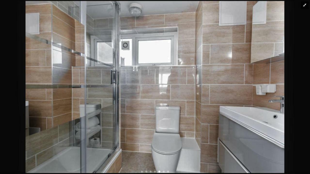 Appartamento Lovely One Bedroom In Stratford Londra